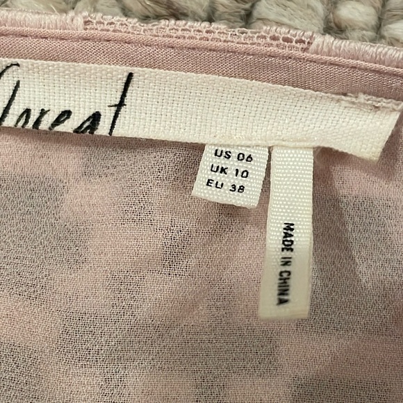 Floreat Esme Bell Sleeve Dress - Picture 3 of 3